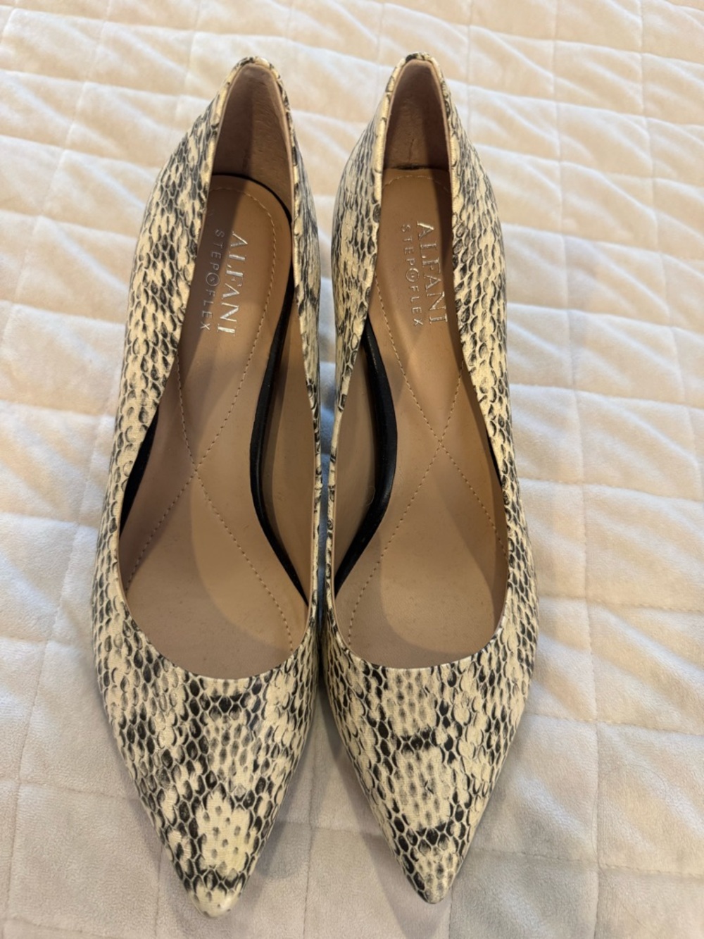 Alfani Pumps 7.5